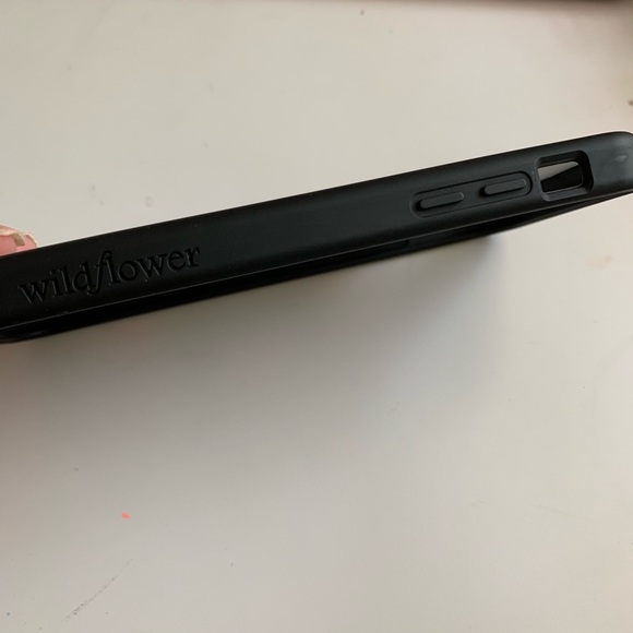 iPhone XR Wildflower Cherry Case - Picture 3 of 3